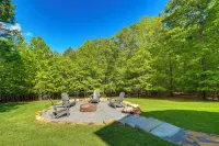 Family Friendly: Hot Tub Haven in Mineral Bluff! - 3-Star