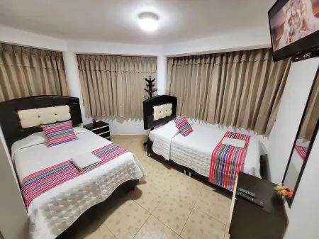 Hostal El Viajero en Ollantaytambo Отели рядом с достопримечательностью «Пляж Оллантайтамбо»