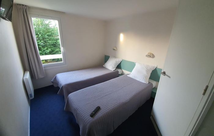 Le 81 Hotel