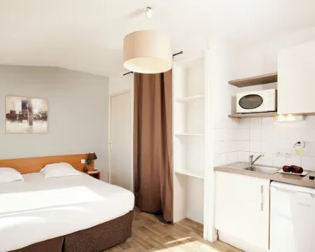 Séjours & Affaires Tours Léonard de Vinci トゥールのホテル