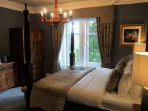 Ivybank Lodge Hotels in Blairgowrie