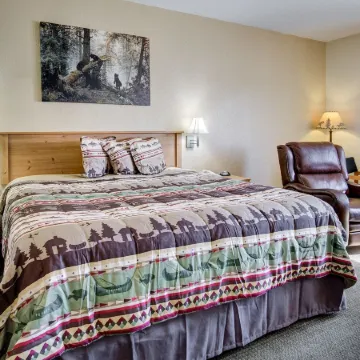 Booneslick Lodge - Neosho