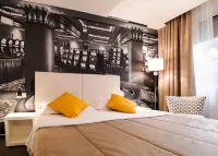 Park, Hotel & Entertainment - Parkplatz