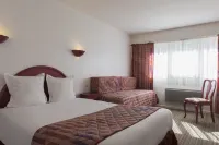 Logis - Belle Hôtel, Lille-Ouest Hotel a Steenvoorde