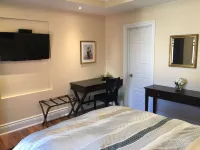 The Century House Bed and Breakfast Ottawa Hotels near Notre Dame Cathedral Basilica