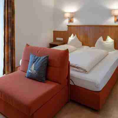 Hotel Waldhof Rooms
