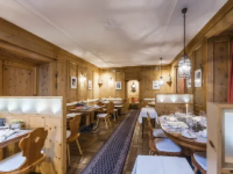 ロマンティック ホテル シュテルン クールのホテル