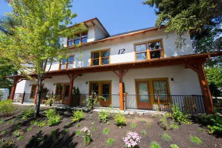 McMenamins Old St. Francis School