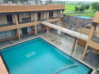 Club Azzurro Resort - Nalsarovar