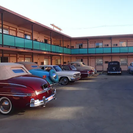 Finlen Hotel and Motor Inn