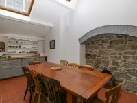 Kylemore Hotels in Glastonbury