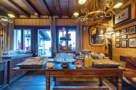 Le Coucou Hotel Restaurant & Lounge-Bar Отели рядом с достопримечательностью «Институт высшего образования Глион»