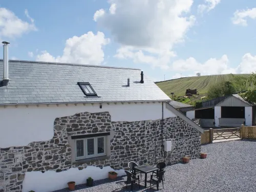 Bowbeer Barn Hotels in Colebrooke