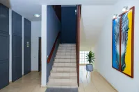 Hotel Hibiscus Blvd Triomphal Hotels in Libreville