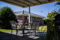 The Gallery Motor Inn Hotels in 