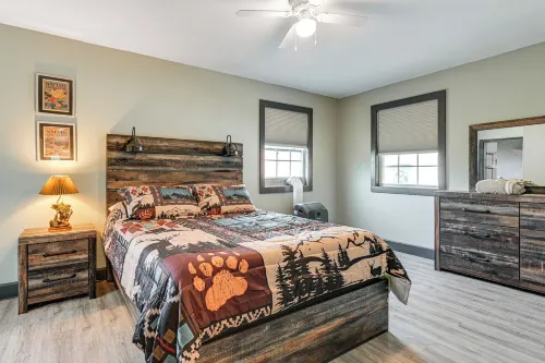 10-Acre Kingston Getaway Sauna and Fire Pit - WiFi