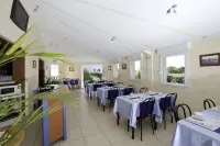 Hôtel Estuaire Hotels in Saint-Brevin-les-Pins