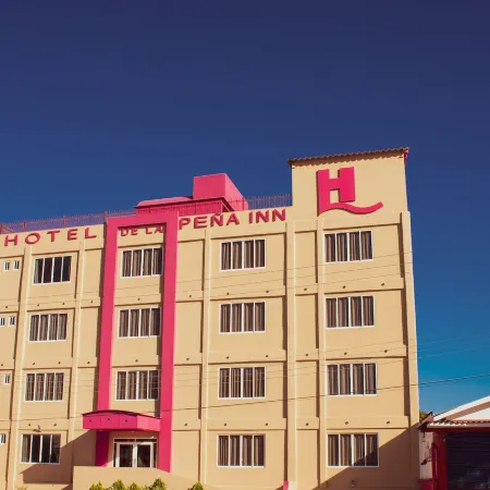 Hotel de La PEÑA Inn