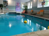 Camden Riverhouse Hotel and Inn Hotels in Knox County
