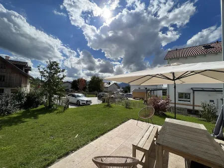 LIBORIA: Stylish house | sauna | 4min to the lake Отели рядом с достопримечательностью «Lake Staffelsee»