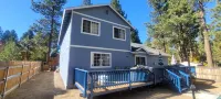 DOWNTIME: 4BR/3BA Lake Retreat w/ Sports Court, Near Snow and Lake Adventures