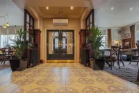 The Norfolk Arms Inn Hotels in Glossop