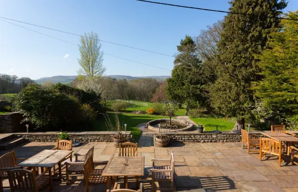 艾斯加斯瀑布酒店