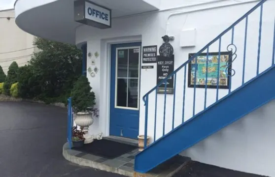 馬馬羅內克汽車旅館