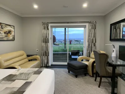 Dockside Suites Hotel di 