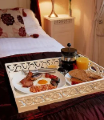 The Bath House Boutique B&B - in-Room Breakfast - Free Parking