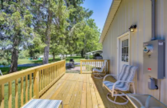 扎恩斯維爾度假租賃：距市中心2英里！