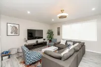 Modern 3-bedroom Rancher with AC and WiFi in Chilliwack Hotels in Chilliwack