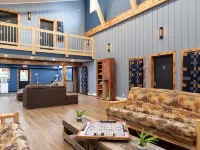 MAD River Lodge Hotels in Fayston