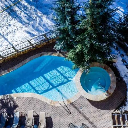 Lone Eagle by Summit County Mountain Retreats