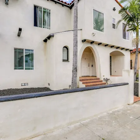 7 Mi to Dtwn! Modern Retreat in East Los Angeles