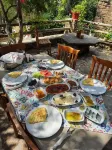 Vama Konuk Evi - breakfast