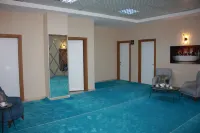 馬爾布爾酒店