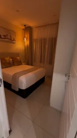 Apt 2 Bed in Stunning Golf Estate Отели в г. Рудепурт