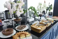 Blue Open Hotel - พร้อมอาหารเช้า