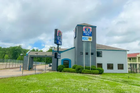 Relax Inn By Oyo Jackson MS Hwy 80 I-20 Отели рядом с достопримечательностью «Государственный университет Джексон»
