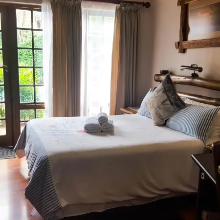Aark Guest Lodge