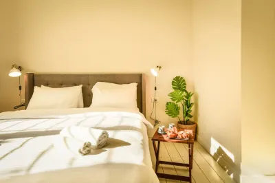 Serene Retreat with Lush Garden Hotel a 