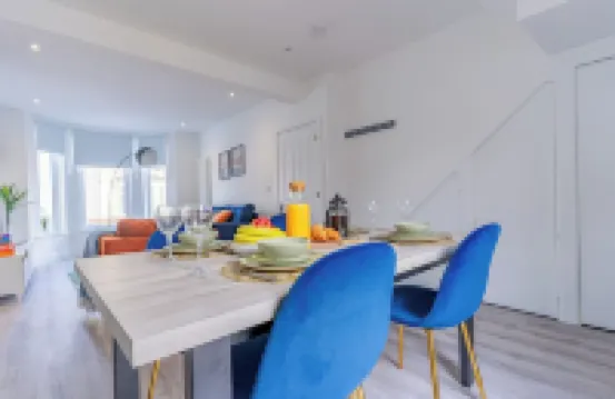 Charming 3BR house in folkestone walkable to the beach and close to eurotunnel