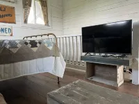 Driftless Log Cabin w/ Kickapoo Valley View