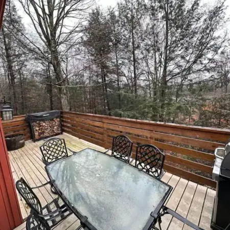 Newly Renovated Ski House in Windham