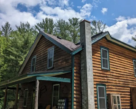 Skiers & Winter Outdoor Adventurers! Cozy Cabin on 5 Acres on Ausable River Hotels in Keene