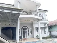 Yasmine Guest House Syariah Hotels in Kasiau