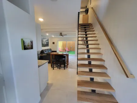 Tranquil Springs: Forest Retreat Unit 6, Townhome with Natural Hot Springs!