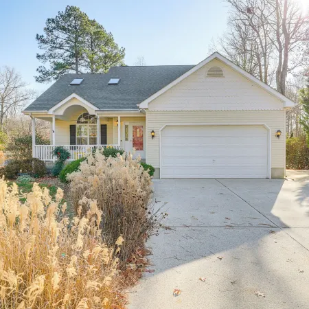 8 Mi to Beach Ocean Pines Home Near Marina and Golf