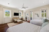 Short Walk to Beach Club, Close to Seaside 3Br Home & Carriage House Home